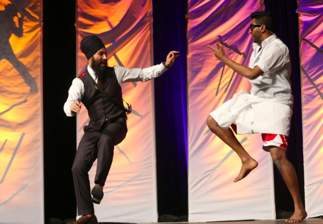 Jagmeet Singh dancing with previous Thaalam Emcee Banugan in Thaalam 2014.